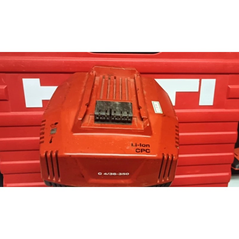 Multi-Voltage Fast Charger C 4 - Power Tools Hilti recension och pris